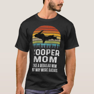 Upper Peninsula Michigan Gifts Retro Yooper Mum  T-Shirt
