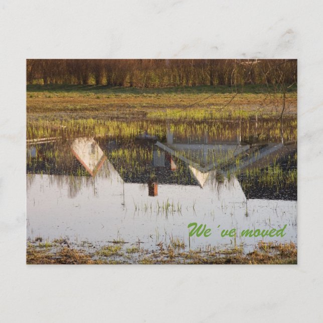 upside down houses, We´ve moved Announcement Postcard (Front)