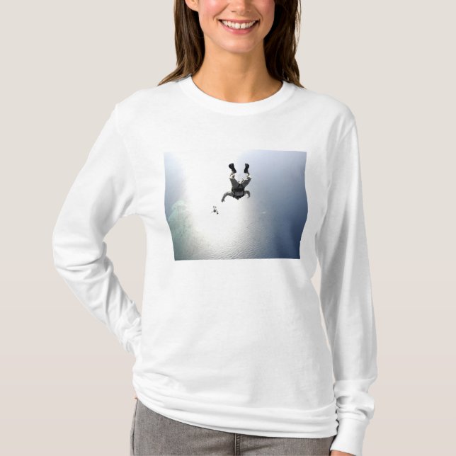 US Air Force pararescuemen T-Shirt (Front)