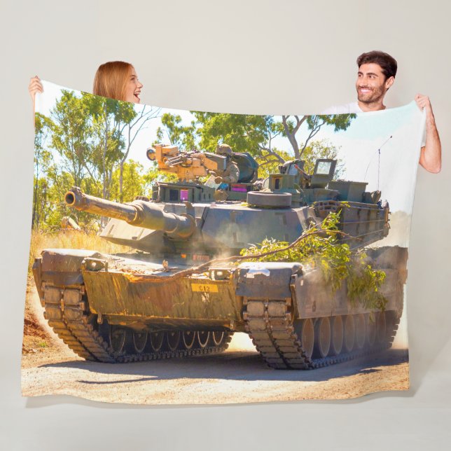 US BATTLE TANK – M1 ABRAMS FLEECE BLANKET (In Situ)