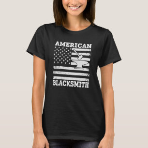 US Flag Blacksmithing Anvil & Hammer American Blac T-Shirt