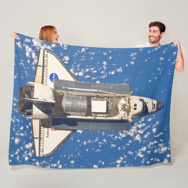 US SPACE SHUTTLE DISCOVERY FLEECE BLANKET (In Situ)