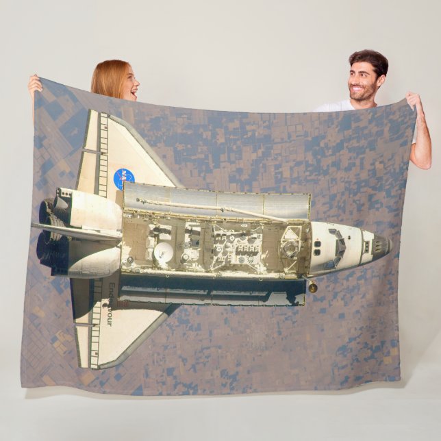 US SPACE SHUTTLE ENDEAVOUR FLEECE BLANKET (In Situ)
