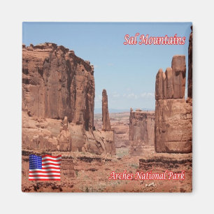 US U.S.A. Arches National Park - Sal Mountains Magnet