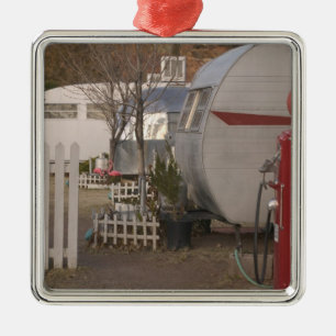 USA, Arizona, Bisbee: Shady Dell Motel, All Metal Tree Decoration