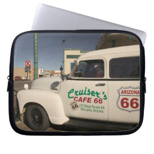 USA, Arizona, Williams: Cruisers Cafe 66 Old Laptop Sleeve