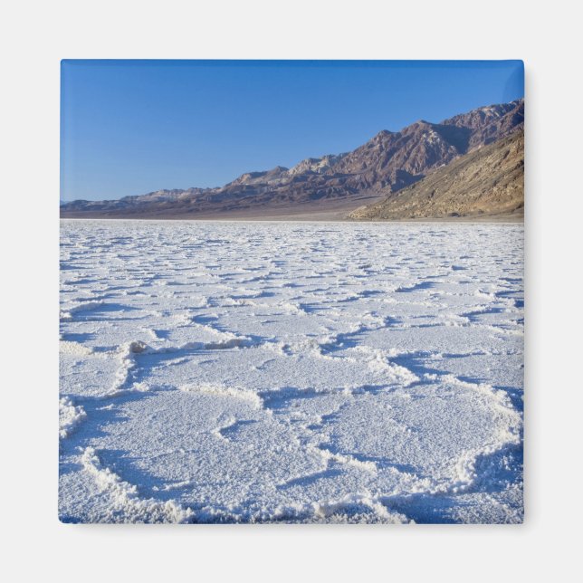 USA, CA, Death Valley NP, Salt Formations at Magnet (Front)