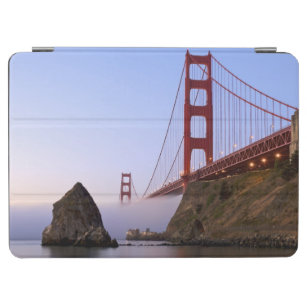 USA, California, San Francisco. Golden Gate 3 iPad Air Cover