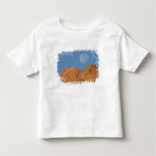 USA, Colorado, Colorado Springs, Garden of the 2 Toddler T-Shirt
