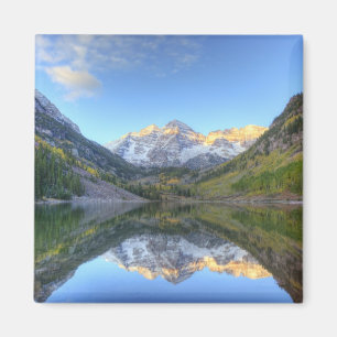 USA, Colorado, Maroon Bells-Snowmass Magnet