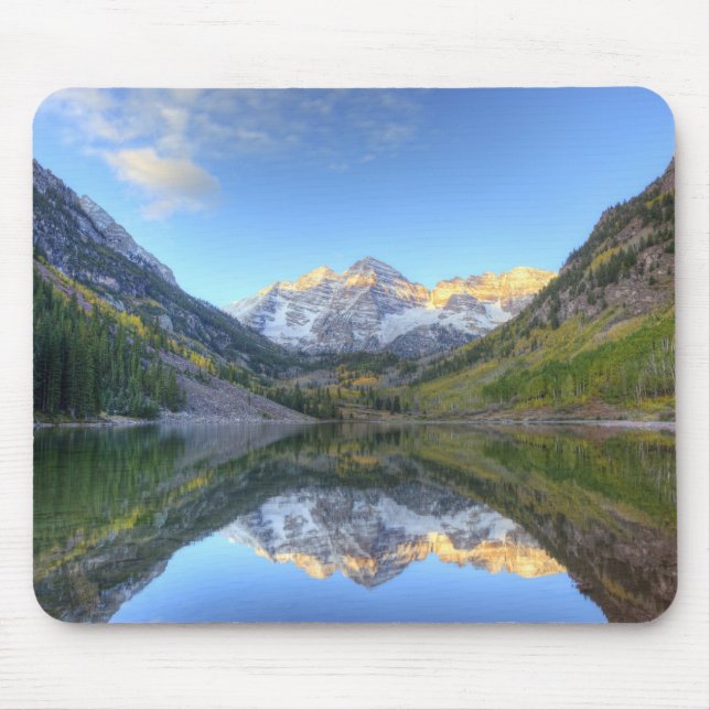USA, Colorado, Maroon Bells-Snowmass Mouse Pad (Front)