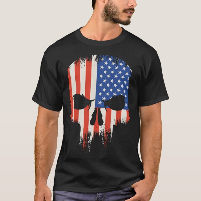 Usa flag scary creepy skull angry T-Shirt (Front)