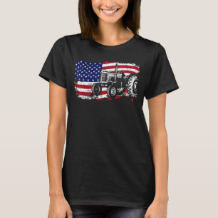 USA Flag Tractor Barnyard Harvest Farming Barn Cat T-Shirt