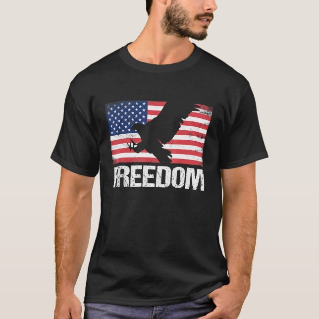 Usa Freedom American Bald Eagle Usa Flag T-Shirt (Front)
