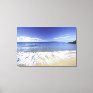 USA, Hawaii, Maui, Surf coming in to Makena Canvas Print