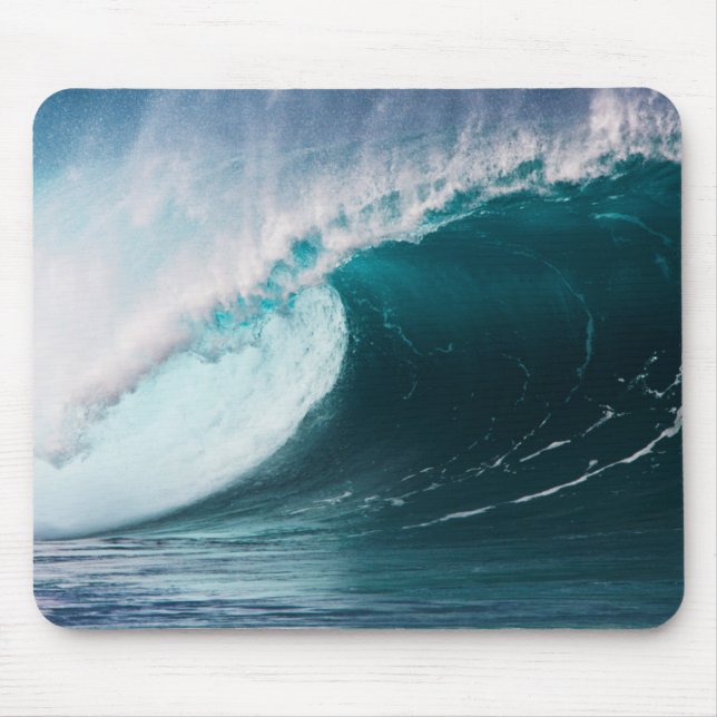 USA, Hawaii, Oahu, Large waves Mouse Pad (Front)