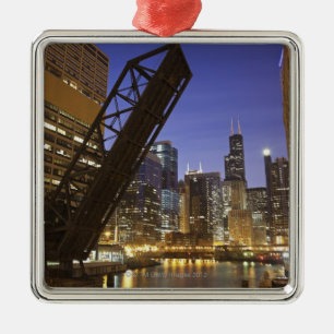 USA, Illinois, Chicago, Chicago River Metal Tree Decoration