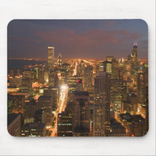 USA, Illinois, Chicago: Evening View of The Loop 2 Mouse Pad