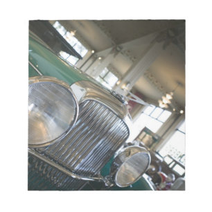 USA, Indiana, Auburn: Auburn, Cord, Duesenberg Notepad