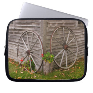 USA, Main. Wagon Wheels Laptop Sleeve