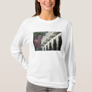 USA, MASSACHUSETTS, Martha's Vineyard: T-Shirt