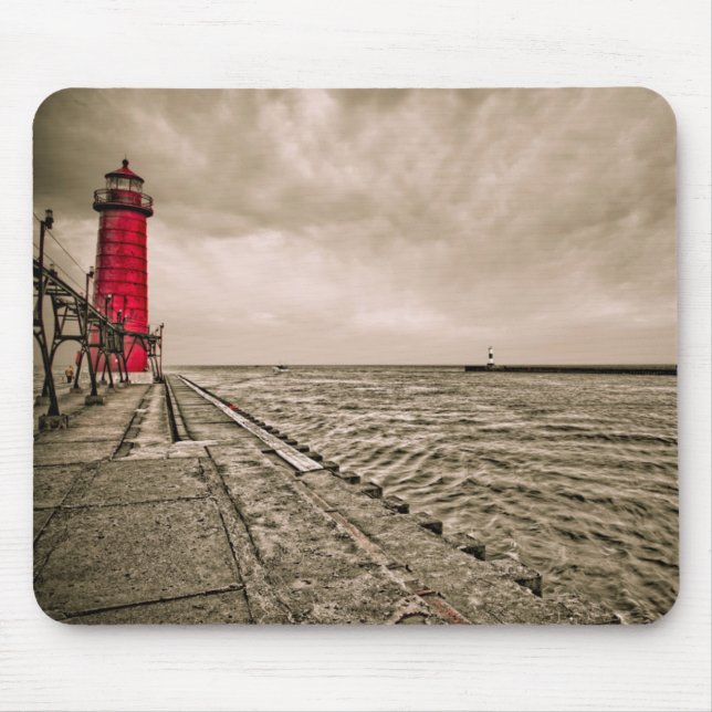 USA, Michigan, Grand Haven Lighthouse Mouse Pad (Front)