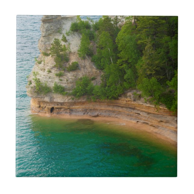 USA, Michigan. Miner's Castle Rock Formation Tile (Front)