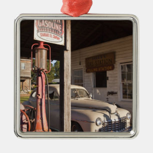 USA, Mississippi, Jackson. Mississippi 2 Metal Tree Decoration