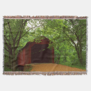 USA, Missouri, Jefferson County, Sandy Creek Throw Blanket