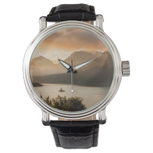 USA, Montana, Glacier National Park. Sunrise Watch