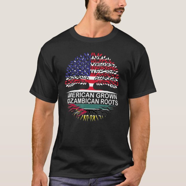 USA & Mozambique Flags American Grown Mozambican R T-Shirt (Front)