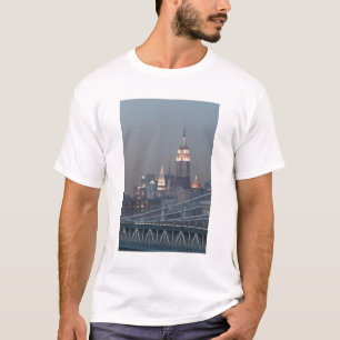 USA, New York City, View of Manhattan Bridge, T-Shirt