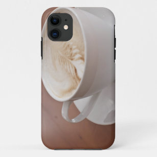 USA, New York, New York City, Cappuccino iPhone 11 Case