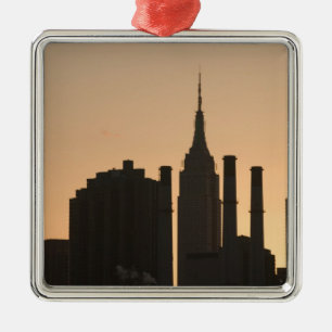 USA, New York, New York City, Manhattan: 23 Metal Tree Decoration