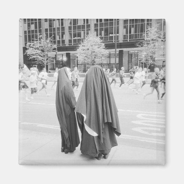 USA, NEW YORK: New York City Nuns Watching NYC Magnet (Front)