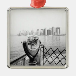 USA, NEW YORK: New York City Scenic Viewer Metal Tree Decoration