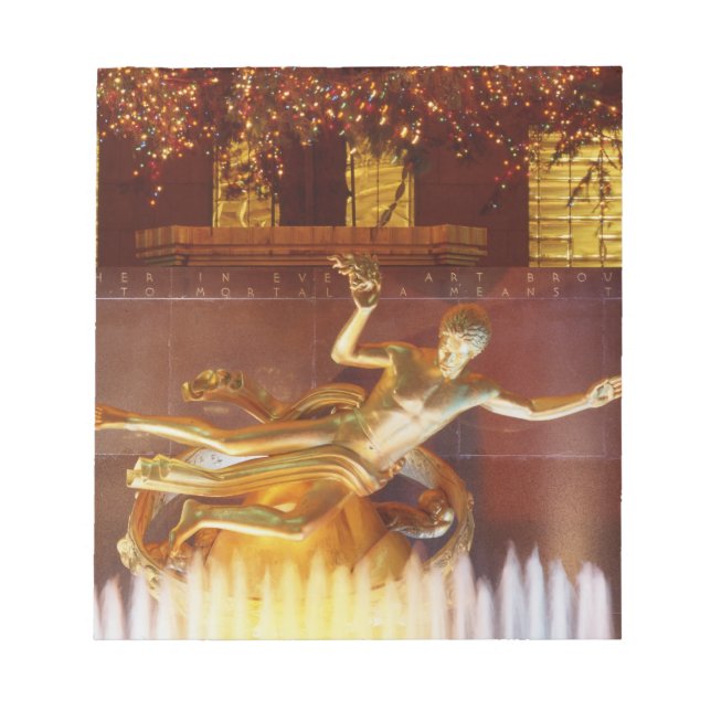 USA, New York, New York City, Statue of Notepad (Front)