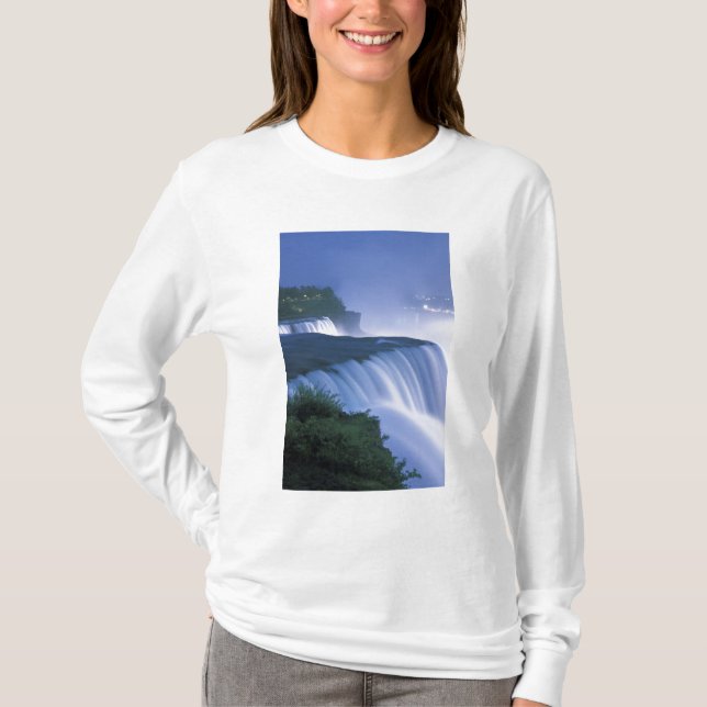 USA, New York, Niagara Falls. American Falls in T-Shirt (Front)
