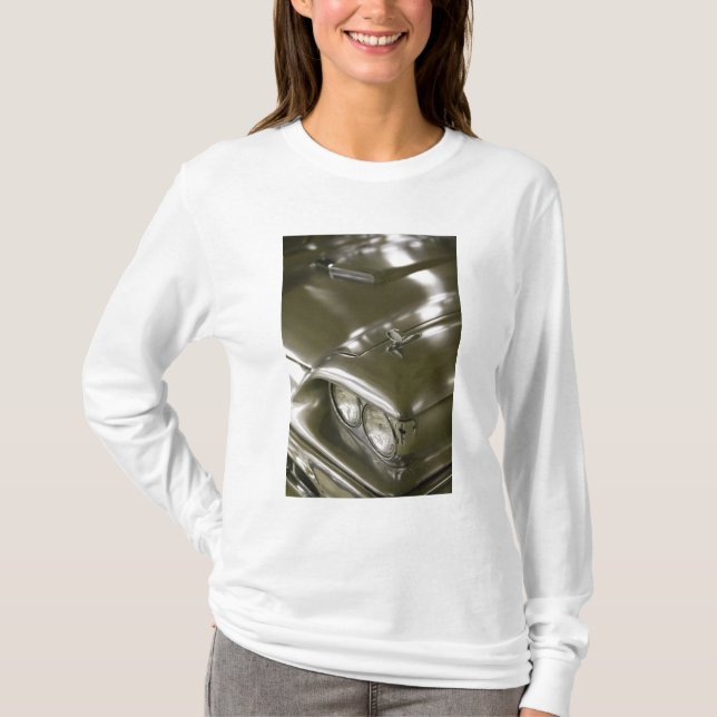 USA, Ohio, Cleveland: Western Reserve Historical T-Shirt (Front)