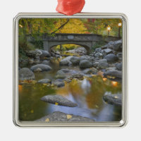 USA, Oregon, Ashland, Lithia Park. Autumn