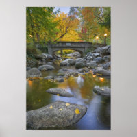 USA, Oregon, Ashland, Lithia Park. Autumn