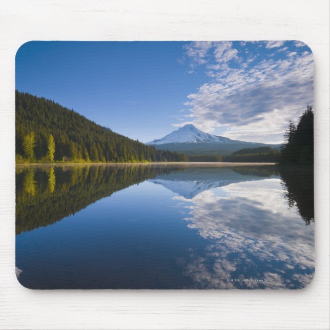 USA, Oregon, Clackamas County, View of Trillium Mouse Pad (Front)