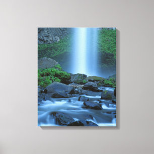 USA, Oregon, Columbia Gorge, Latourell Falls Canvas Print