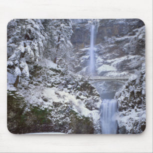 USA, Oregon, Columbia River Gorge Mouse Pad