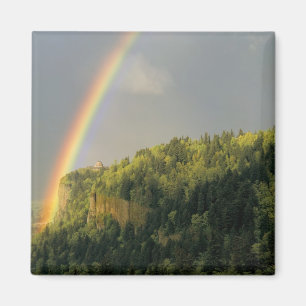 USA, Oregon, Columbia River Gorge National Magnet