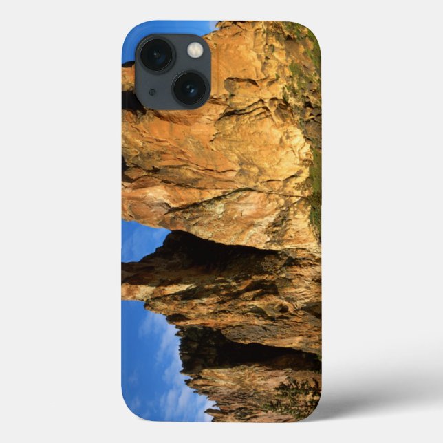 USA, Oregon, Granite Cliffs At Smith Rock State Case-Mate iPhone Case (Back)