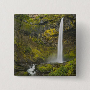 USA, Oregon, Multnomah County, Elowah Falls 15 Cm Square Badge