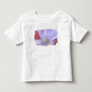 USA, Oregon, Portland. Close-up of wild chicory Toddler T-Shirt