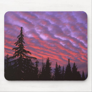 USA, Oregon, Three Sisters Wilderness, Vivid Mouse Pad