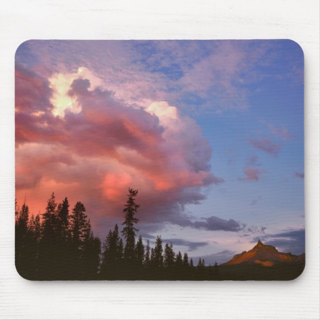 USA, Oregon, Umpqua National Forest. Storm Mouse Pad (Front)